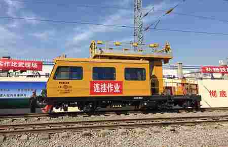 ʯ���fͨ�_�F·�W(xu��)У��(n��i)ȼ�C܇�\���c�z�ތ��I(y��)